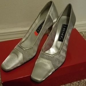 Beautiful silver pumps